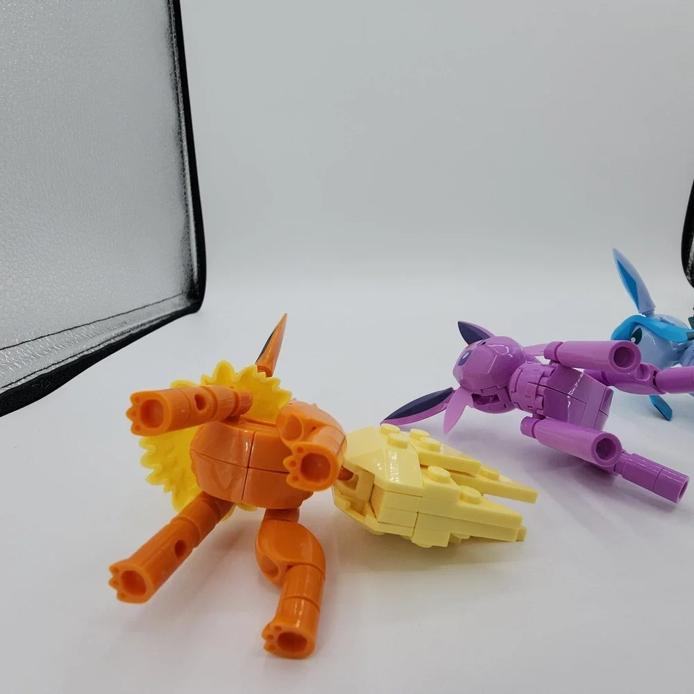 Lot of 5 Pokemon MEGA Construx Articulated Building Block‎ Figures 2019 Eevee